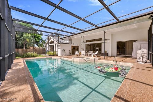 28200 Winthrop Cir, BONITA SPRINGS, FL, 34134-3316 | Card Image