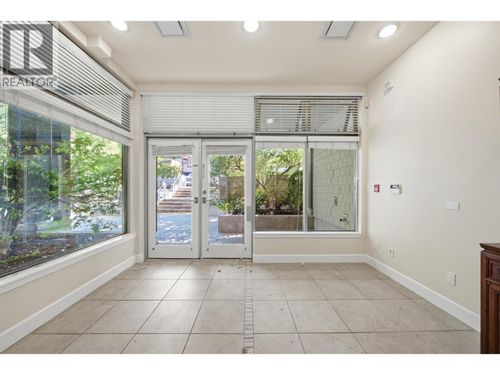 103-6388 Bay St, West Vancouver, BC, V7W2G9 | Card Image