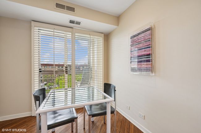 APT-5F - 1220 Rudolph Rd, Condo with 2 bedrooms, 2 bathrooms and 2 parking in Northbrook IL | Image 12