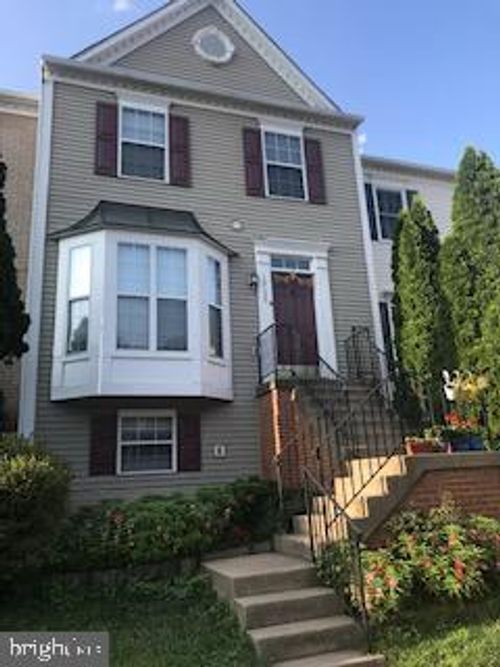 13136 Quail Creek Ln, Fairfax, VA, 22033-5412 | Card Image