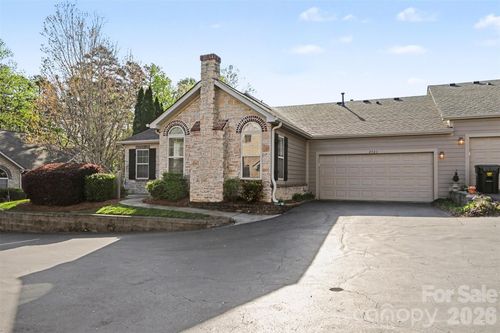 2726 Polo Club Blvd, Matthews, NC, 28105-8911 | Card Image