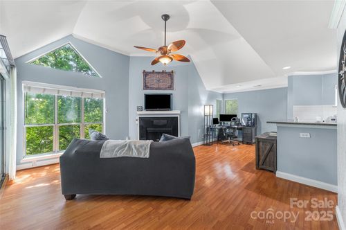 2510 Cranbrook Ln, Charlotte, NC, 28207-2040 | Card Image