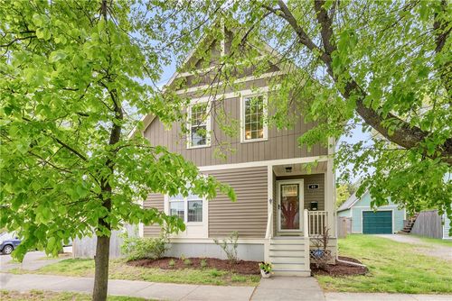 63 Hammond St, Providence, RI, 02909-1232 | Card Image
