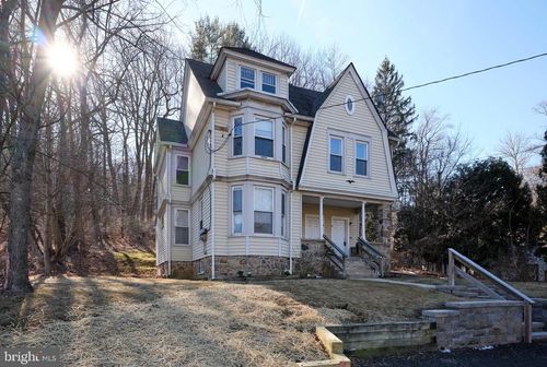 2105 State Route 31, Glen Gardner, NJ, 08826-6424 | Card Image