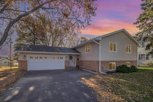 2412 34th Ave Ne, Saint Anthony, MN, 55418-1503 | Card Image