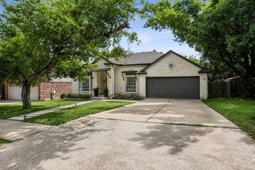 6220 Harrogate Dr, Austin, TX, 78759-4774 | Card Image