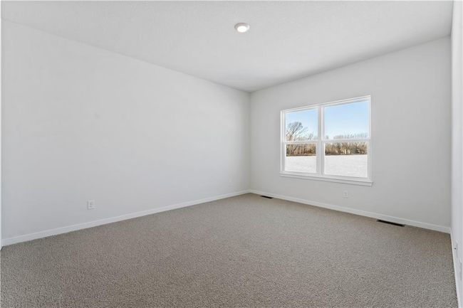 2210 Creek View Ln, House other with 4 bedrooms, 2 bathrooms and null parking in Raymore MO | Image 15