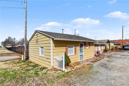308 Chestnut St, Silver Lake, KS, 66539-9709 | Card Image