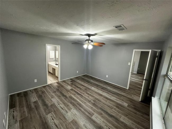 5830 Toddington Rd, House other with 4 bedrooms, 2 bathrooms and 2 parking in Humble TX | Image 15