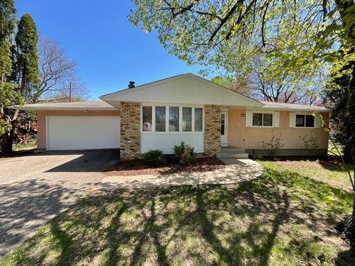 69 Langer Cir, West Saint Paul, MN, 55118-2139 | Card Image