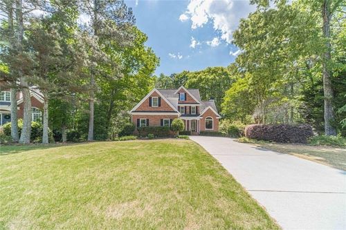 395 Amberbrook Cir, Grayson, GA, 30017-4037 | Card Image