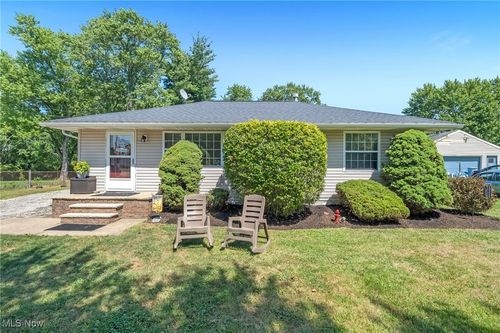1319 Gary Blvd, Brunswick, OH, 44212-2913 | Card Image