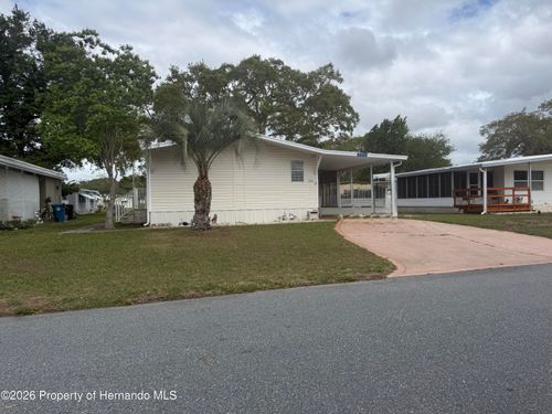 8044 Western Circle Dr, Brooksville, FL, 34613-7308 | Card Image