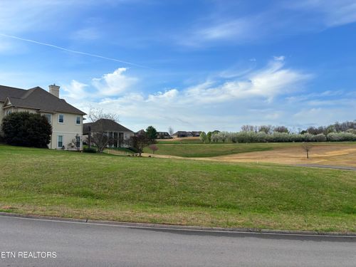 415 Wood Duck Dr, Vonore, TN, 37885-2142 | Card Image