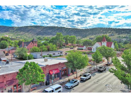 422 Main St, Lyons, CO, 80540-5041 | Card Image