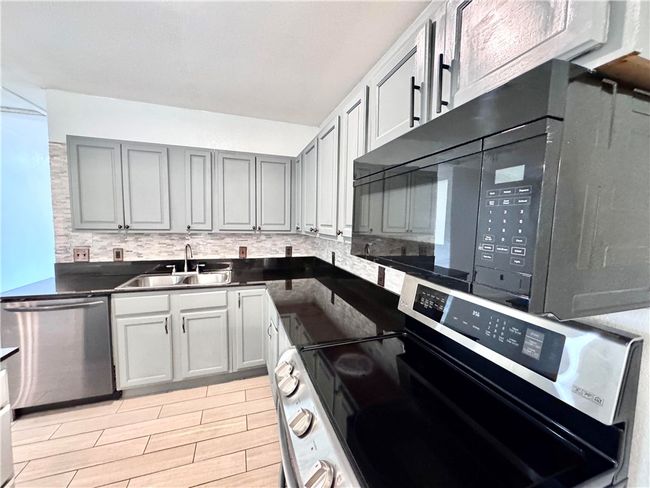1222 S 4 Th St, House other with 3 bedrooms, 2 bathrooms and null parking in Rogers AR | Image 11
