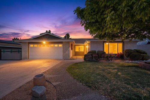 7013 Avenida La Costa, Albuquerque, NM, 87109-3927 | Card Image