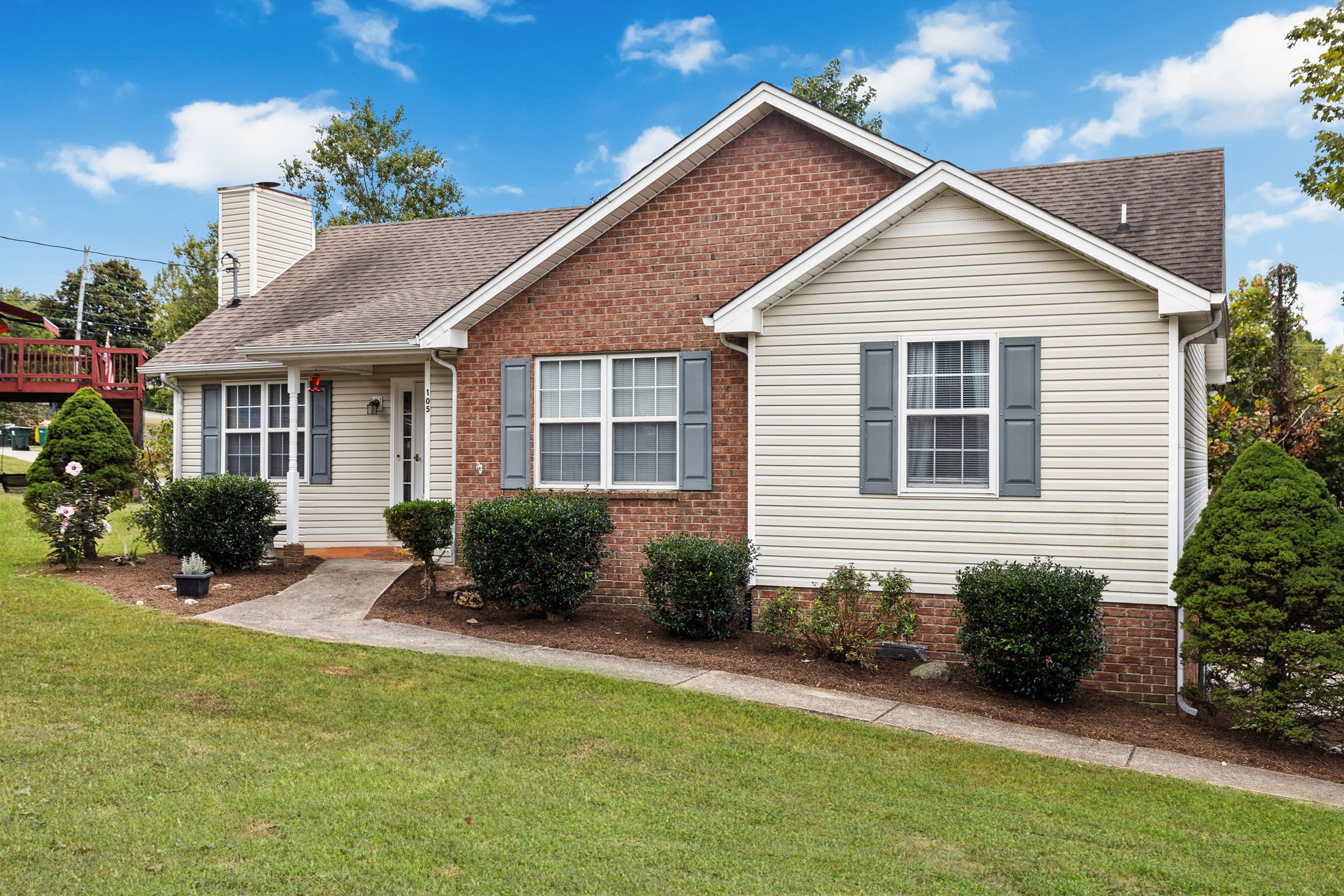 Choctaw Cir, White House, TN 37188