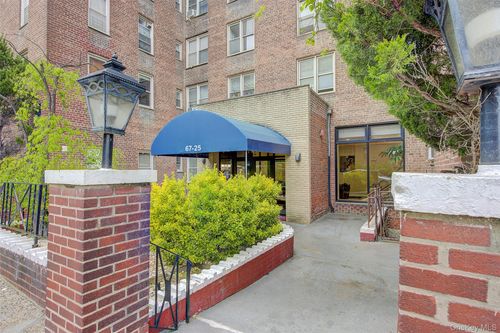 7h-67-25 Dartmouth St, Forest Hills, NY, 11375-4089 | Card Image