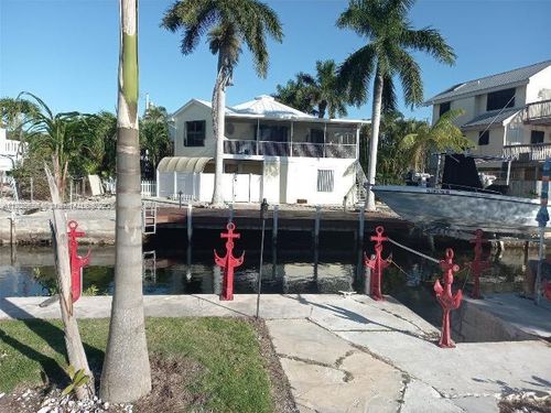3717 Palmetto St, Big Pine Key, FL, 33043-6121 | Card Image