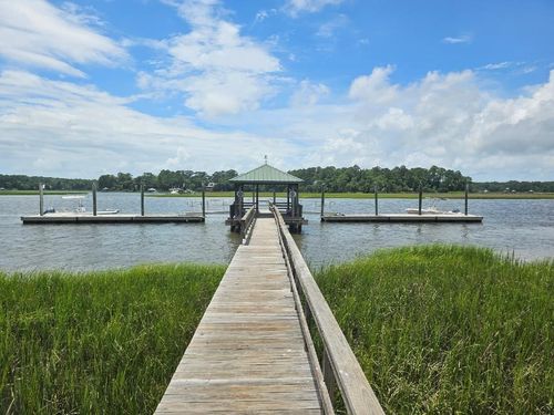 8243 Chisolm Plantation Rd, Edisto Island, SC, 29438-6639 | Card Image