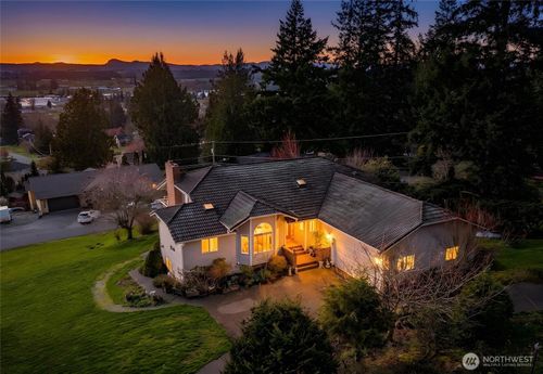 17290 Soundview Rd, Mount Vernon, WA, 98274-7767 | Card Image