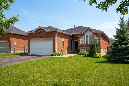 upper-238 Wessenger Dr, Barrie, ON, L4N8R4 | Card Image