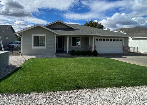 18593 Hidden Valley Rd, Hidden Valley Lake, CA, 95467-8042 | Card Image