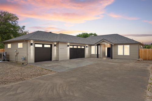 4217 N Locust Rd, Spokane, WA, 99206-4449 | Card Image