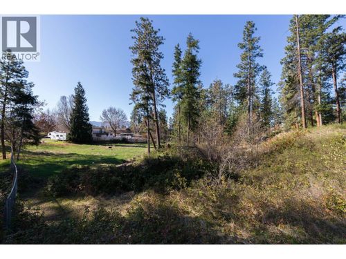 3297 Hall Rd, Kelowna, BC, V1W2V1 | Card Image