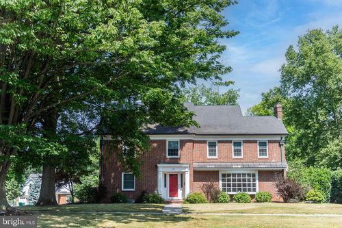 371 Elm Ave, HERSHEY, PA, 17033-1750 | Card Image