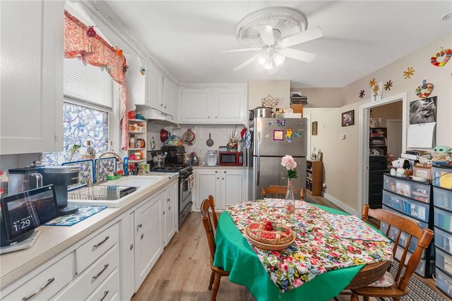 49 Seamans St, Home with 4 bedrooms, 2 bathrooms and 3 parking in Providence RI | Image 9