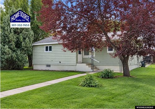 519 Parks St, Lander, WY, 82520-3636 | Card Image