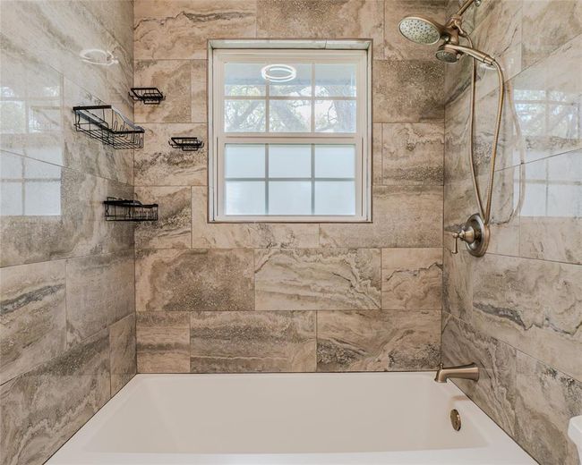 4311 Cr 417 Hoffman Rd, House other with 4 bedrooms, 2 bathrooms and 2 parking in Markham TX | Image 24