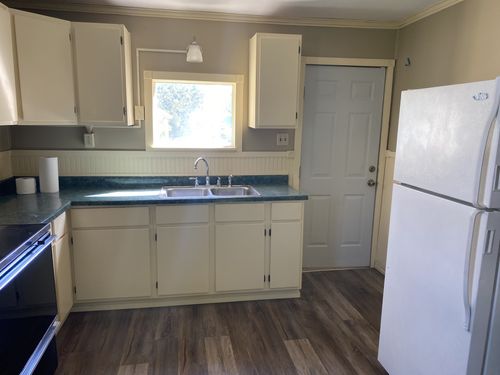 904 E Dodge St, Stephenville, TX, 76401-4508 | Card Image