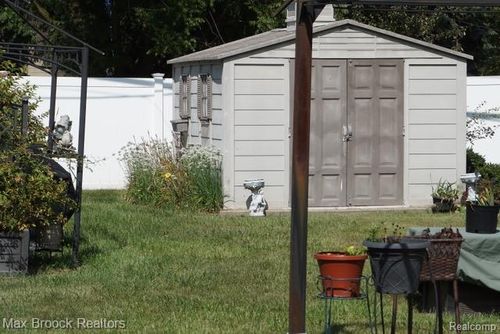 1076 Austin Ave, Lincoln Park, MI, 48146-2001 | Card Image