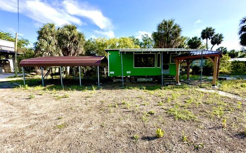 77 Se 217th St, Suwannee, FL, 32692 | Card Image