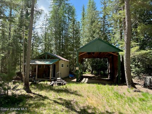 8213 Rapid Lightning, Sandpoint, ID, 83864 | Card Image