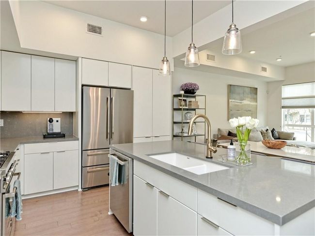 UNIT-2 - 2003 Wilson St, Condo with 3 bedrooms, 4 bathrooms and 2 parking in Austin TX | Image 8