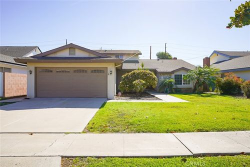 13162 Silver Birch Dr, Tustin, CA, 92780-3840 | Card Image