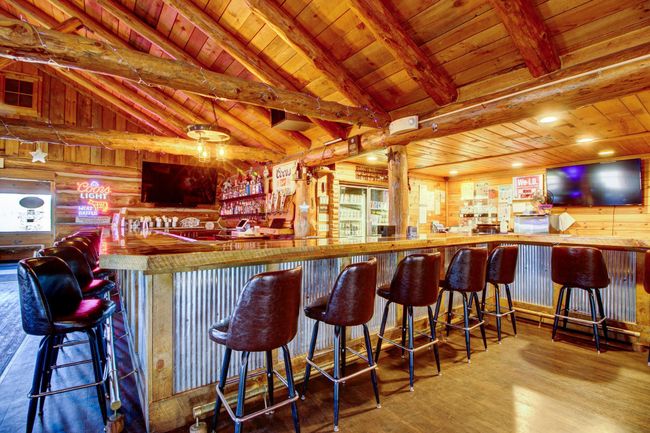 Another view of bar area | Image 7