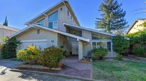 9348 Blue Oak Drive, Orangevale, CA, 95662 | Card Image