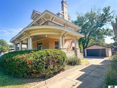 1014 E St, Fairbury, NE, 68352-1926 | Card Image