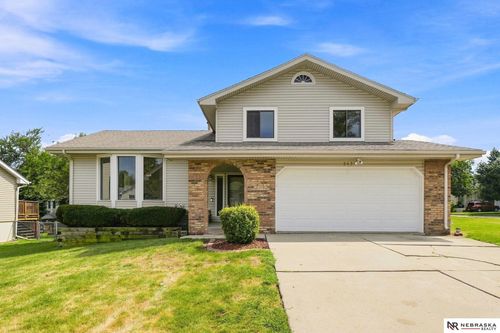 3431 Faye Dr, Bellevue, NE, 68123-2616 | Card Image