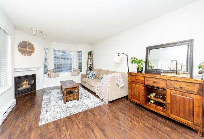 76 - 23085 118 Avenue, Townhouse with 3 bedrooms, 2 bathrooms and 2 parking in Maple Ridge BC | Image 2