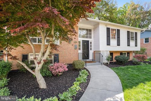 10115 Blue Coat Dr, FAIRFAX, VA, 22030-2107 | Card Image