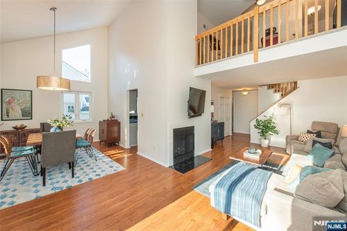 21 Fowler Dr, West Orange, NJ, 07052-2149 | Card Image