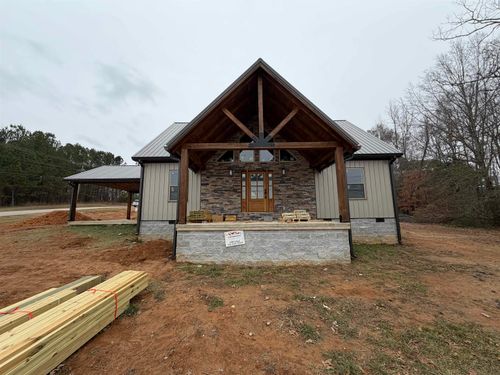 261 Oakgrove Rd, Selmer, TN, 38375-1881 | Card Image