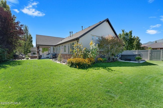 5982 N Rollins Ranch Rd, Home with 5 bedrooms, 3 bathrooms and null parking in Morgan UT | Image 42