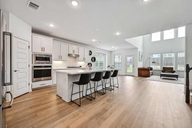 293 Cherrystone Loop, House other with 4 bedrooms, 4 bathrooms and 4 parking in Buda TX | Image 8